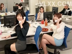 Có thể?? Để nữ thần ra biển không phải là giấc mơ của nữ thần quốc dân "Phạm Băng Thủy" lụa đen OL nữ thần creampie giận dữ fuck