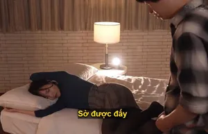 Em phải ngoan ngoãn thì anh mới ký hợp đồng